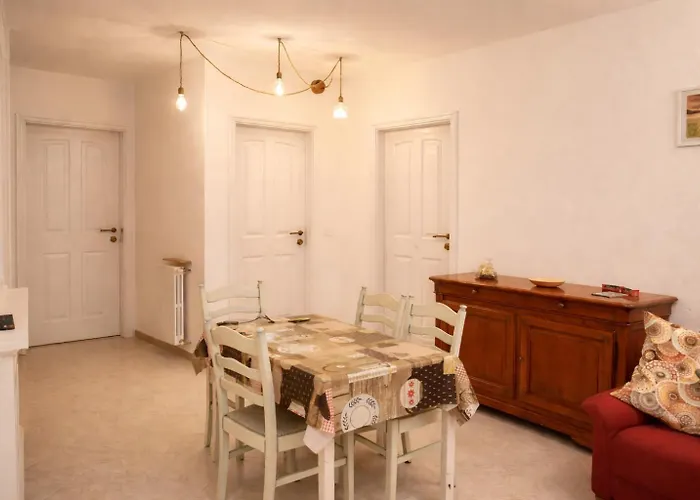 Il Mirto In Апартаменты Тирано